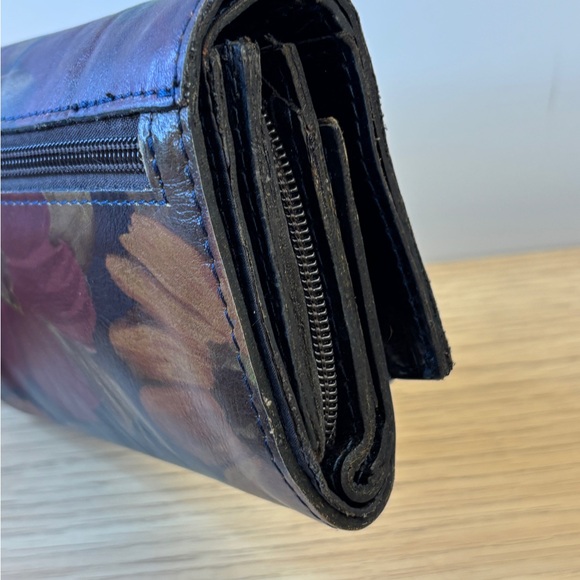 Patricia Nash Floral Leather Wallet in Rich Sienna /Purple Tones NWOB - Picture 8 of 12